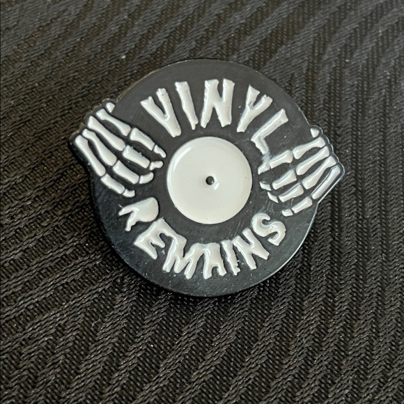 Vinyl Remains Black and White Enamel Pin $5 Bundled - Picture 1 of 2